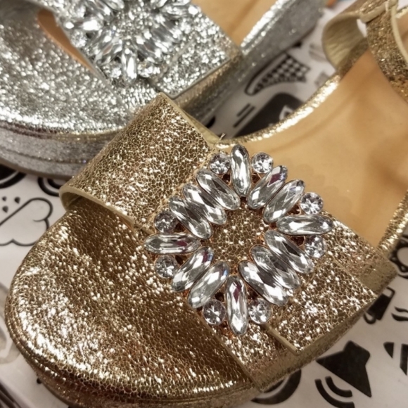 BAMBOO Metallic Rhinestone Gem Crystal Joyas Platform Wedge Sandals NWT - Picture 7 of 8